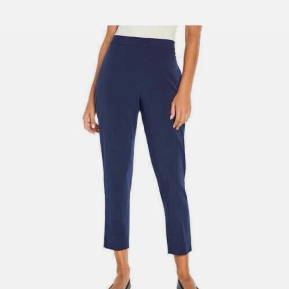 Banana Republic ladies pull on   pants - Picture 1 of 10